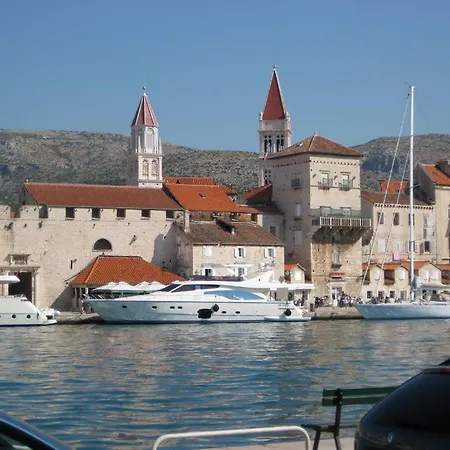 Dora -free Parking Apartman *