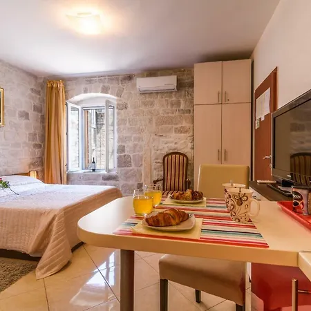 Dora -free Parking Appartement