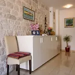 Dora -free Parking * טרוגיר